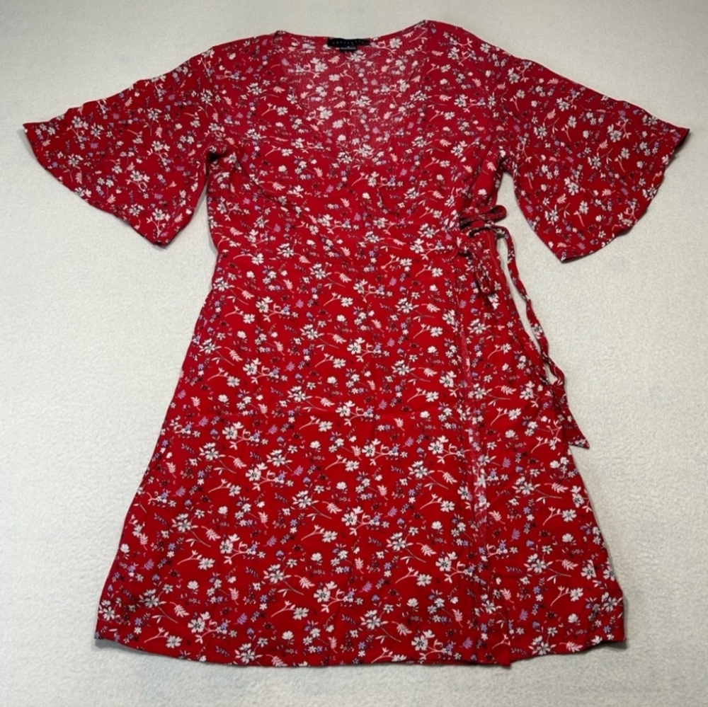 SANCTUARY Girl on Fire Faux wrap. Red and floral print. Size Sm - Picture 6 of 12